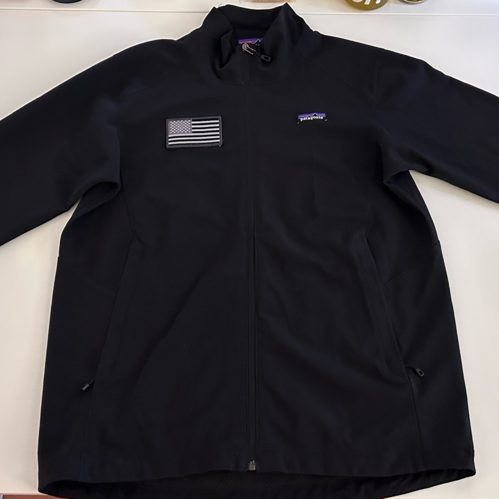 Patagonia Black Jacket - Picture 3 of 5